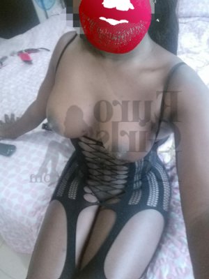 Maelyce escort girl in East Chicago IN